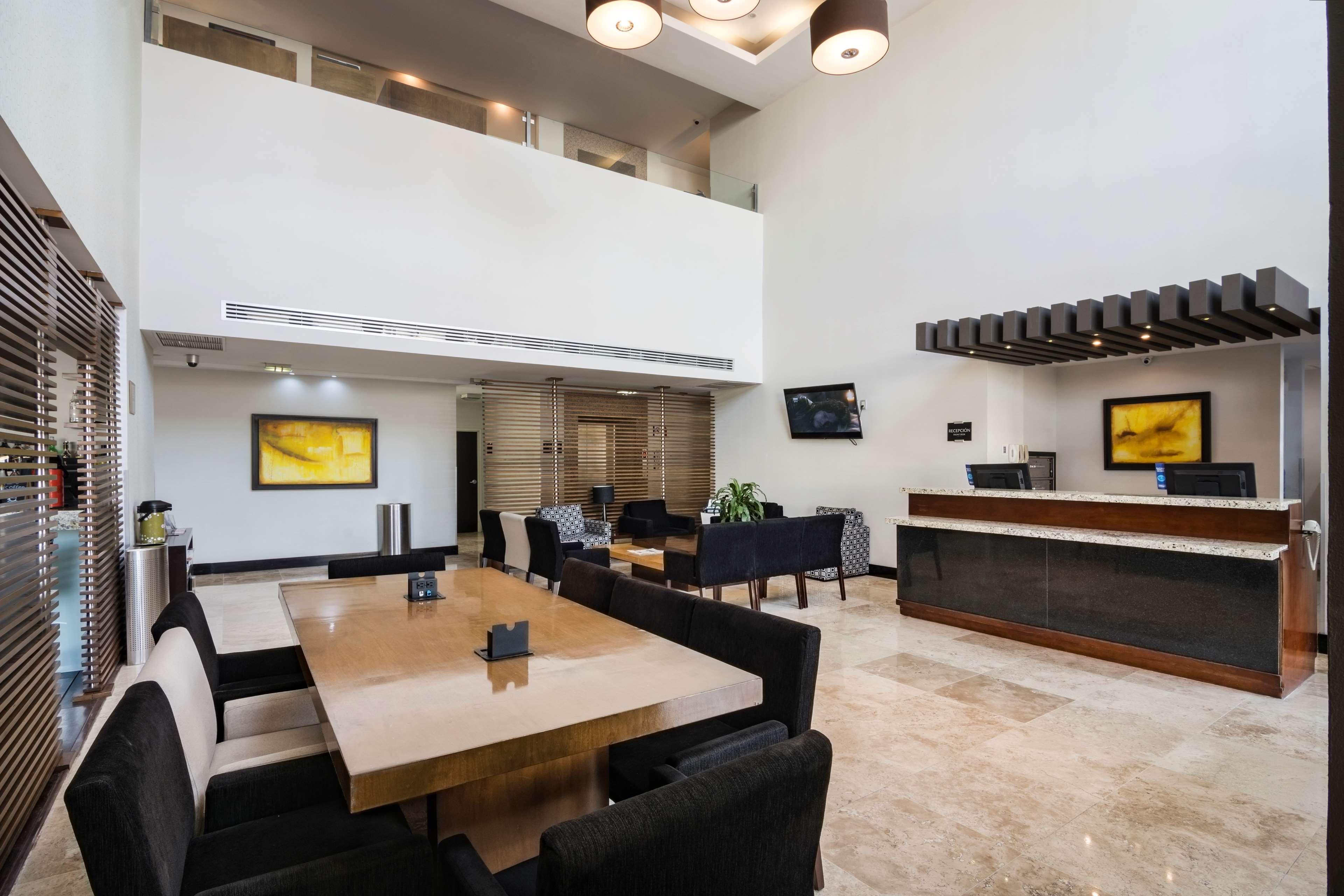 Doubletree By Hilton Queretaro Hotell Eksteriør bilde