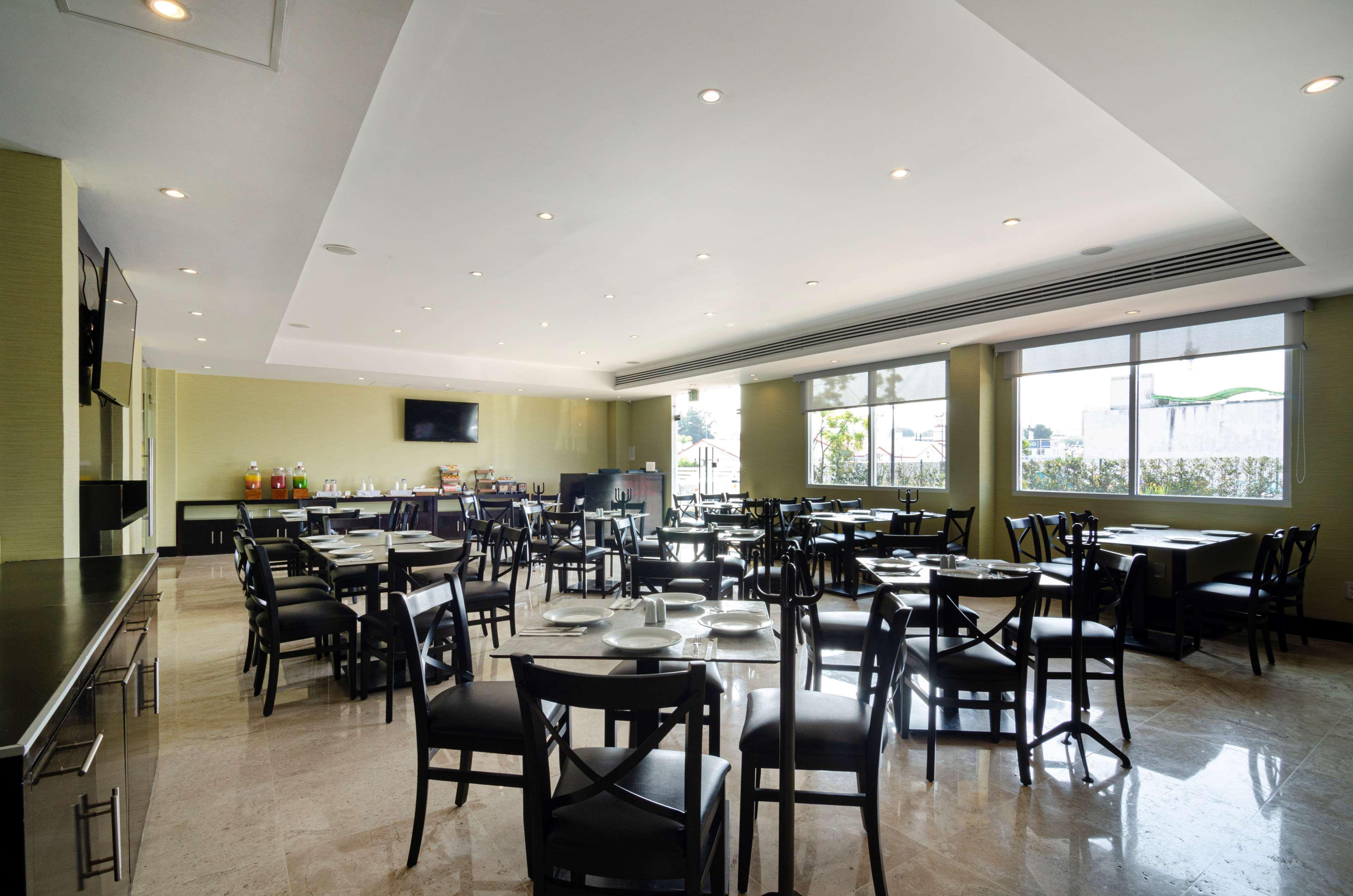 Doubletree By Hilton Queretaro Hotell Eksteriør bilde