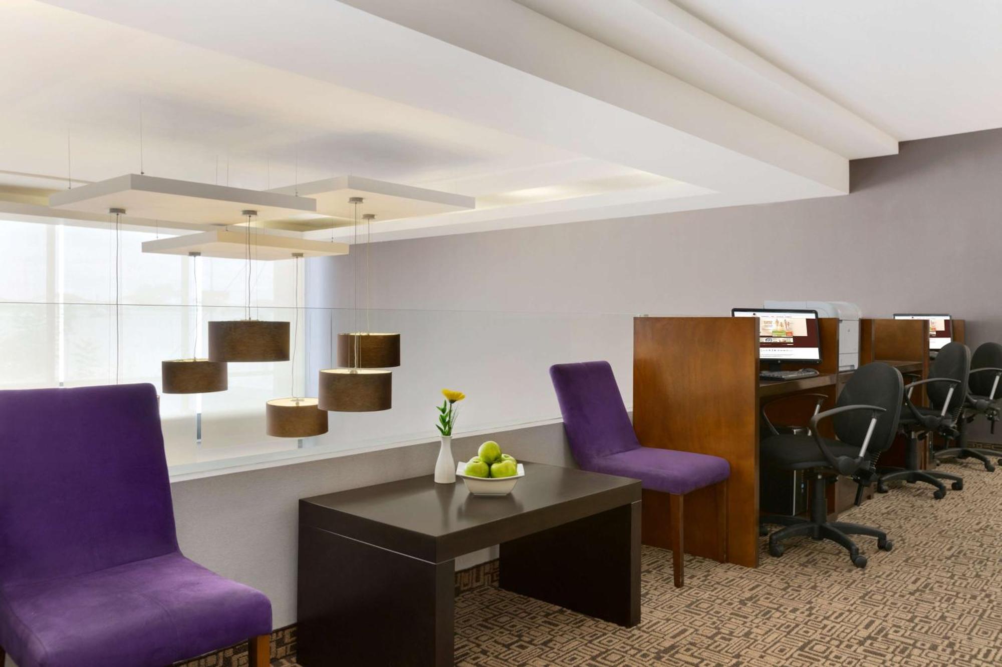 Doubletree By Hilton Queretaro Hotell Eksteriør bilde