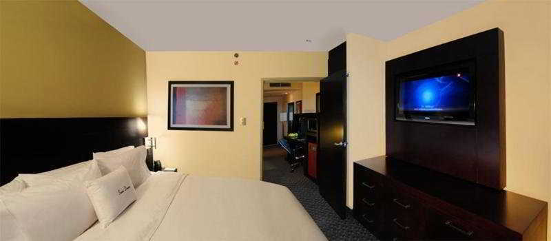 Doubletree By Hilton Queretaro Hotell Eksteriør bilde